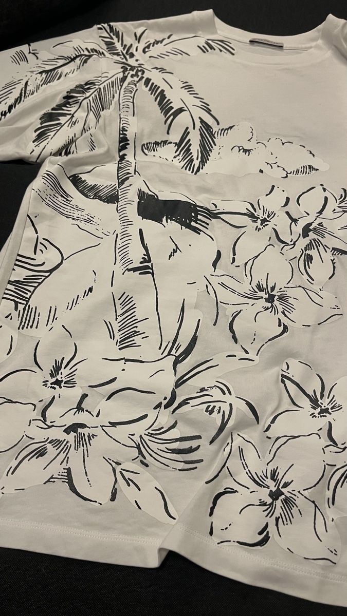 Moncler T-shirt: Moncler t-Shirt – Nuovo (secondo la descrizione) da Baden venduto da Car_lio09 2