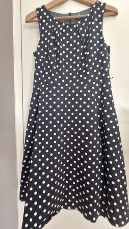 Kleid Comma, Grösse 36, Marineblau mit Punkten, Top Zustand!