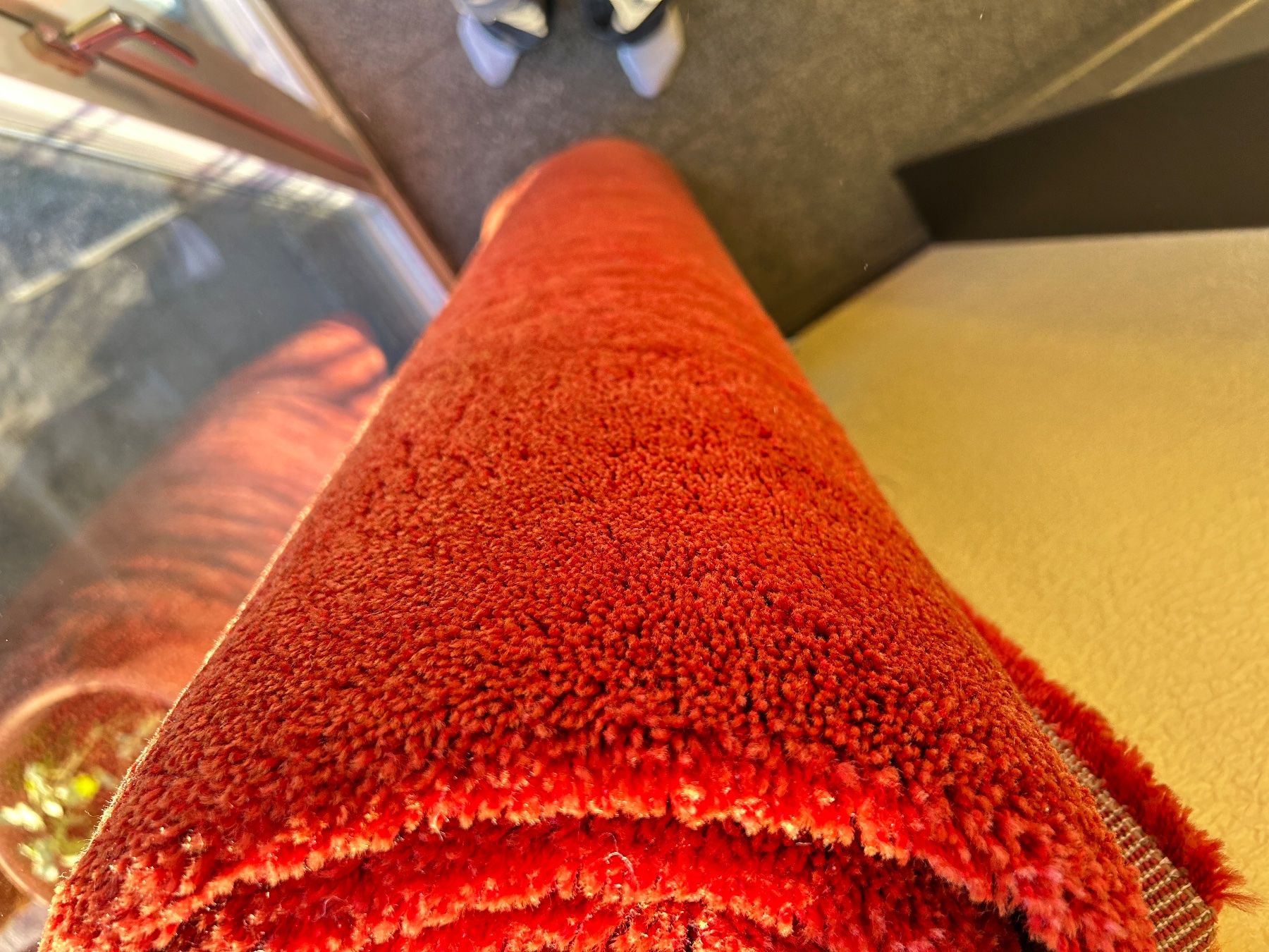 Tappeti: Roter Teppich, gebraucht, 160x230cm – Usato da Zollikon venduto da YvonneAchermann 2