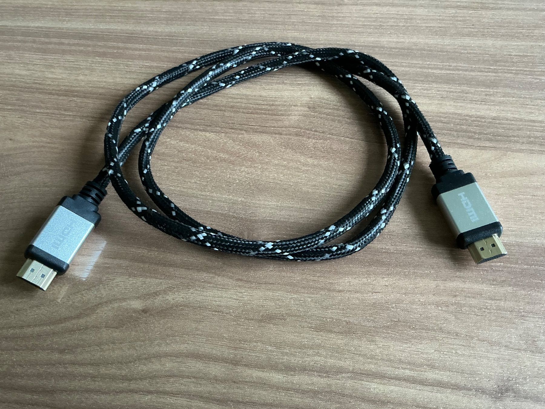 Kabel: Videokabel HDMI – Gebraucht aus Zürich von hub_h8vk