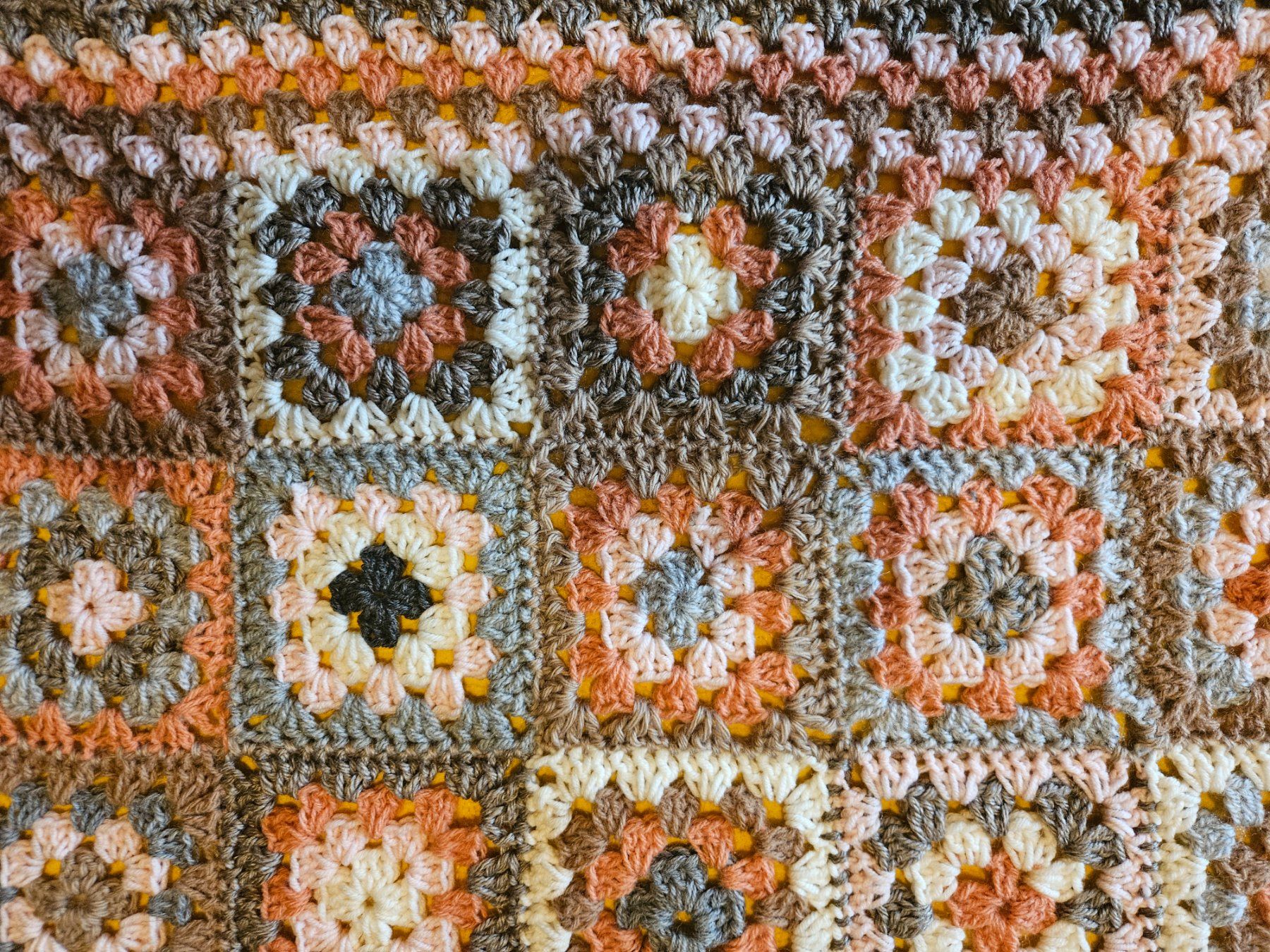 Coperte: Couverture naissance crochet fait main granny patch – Nuovo e nell'imballaggio originale da Thônex venduto da lacomtessedesfees 3
