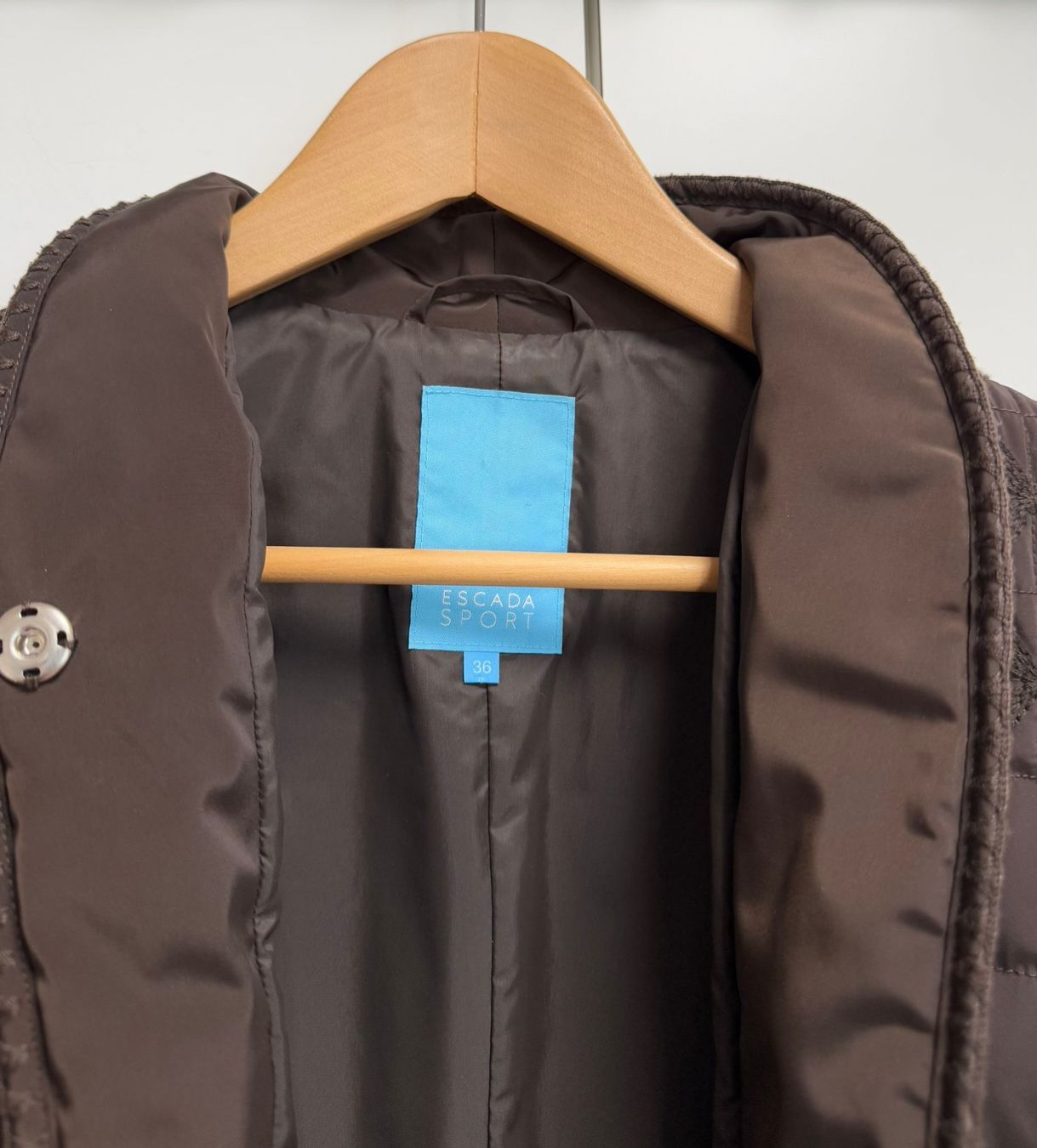 Escada Giacche: Escada Sport Damenjacke Gr. 36 – Nuovo (secondo la descrizione) da Frauenfeld venduto da LIL_NA 4