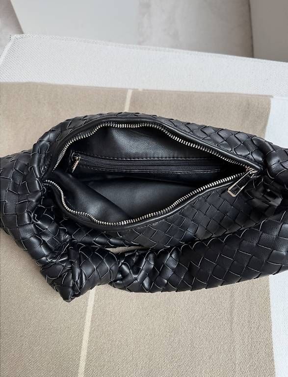 Sacs femmes: Schwarze Tasche – D'occasion à Zürich par kochme 2