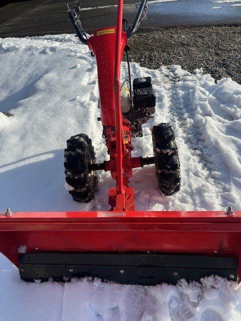 Déneigement: Schneepflug / Einachser Fort – D'occasion à Hallwil par volvo63 1