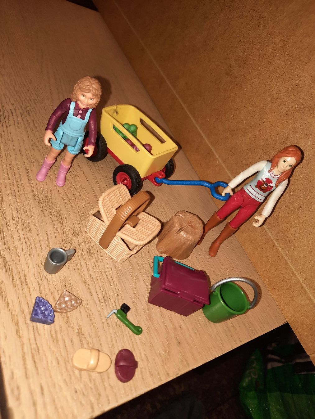 Schleich Spielzeuge: Scuderia Schleich circa 30 pezzi – Gebraucht aus Biasca von Old_6blh 7