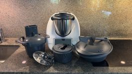     Thermomix TM6 + Cutter + Varoma – Excellent Condition