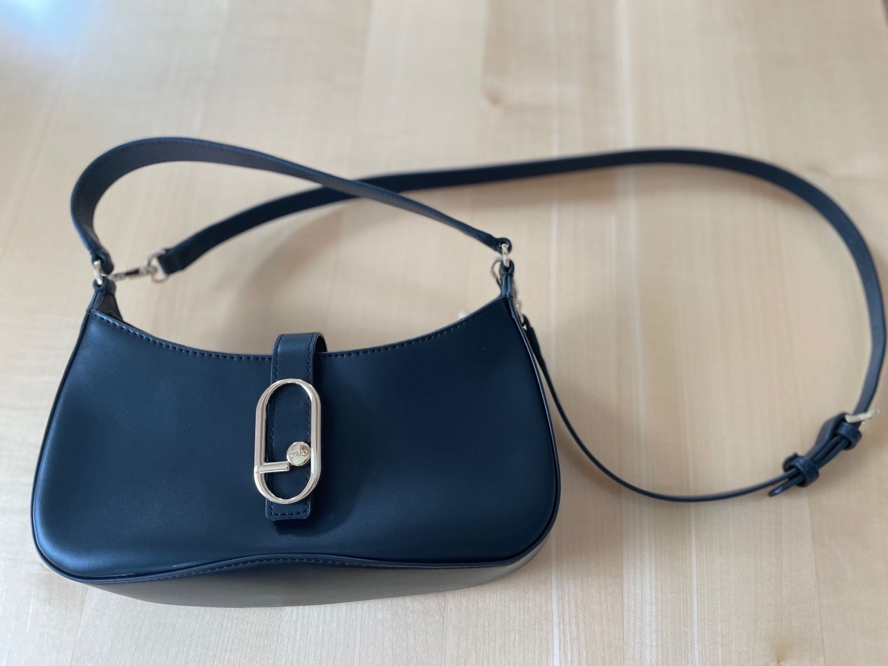 Liu Jo Borse da donna: Handtasche von LIU JO – Nuovo (secondo la descrizione) da Zürich venduto da Carmen06