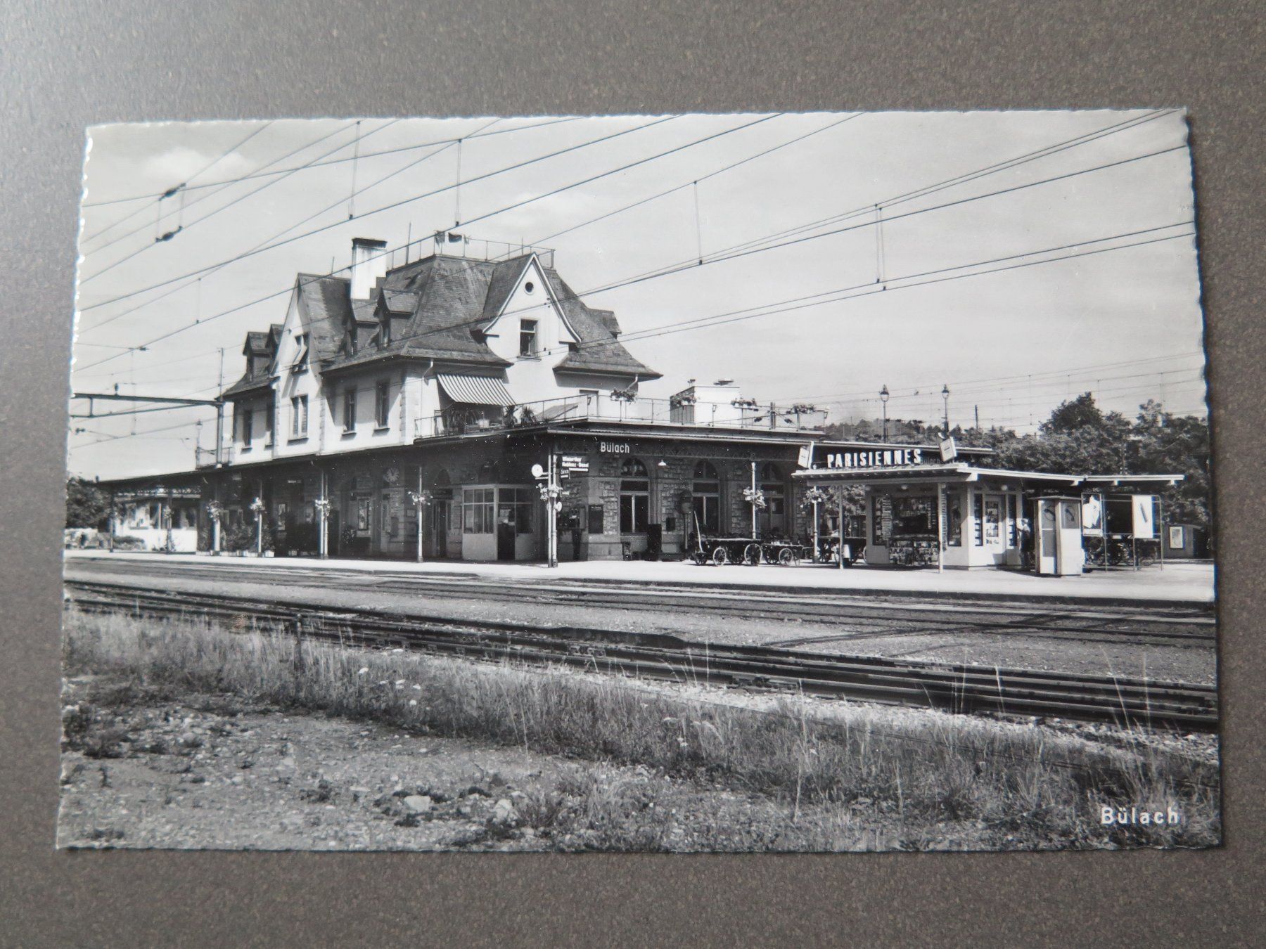 Cartoline postali: BÜLACH - BAHNHOF - KIOSK – Usato da Wittenbach venduto da lipasal