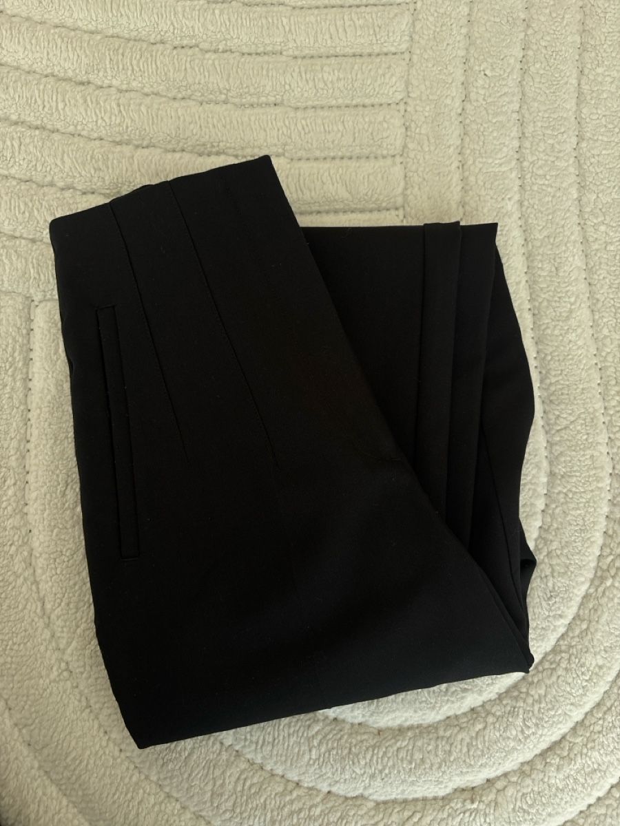 Zara Pantaloni: Zara Stoffhose, schwarz – Usato da Zürich venduto da M.dxc 1