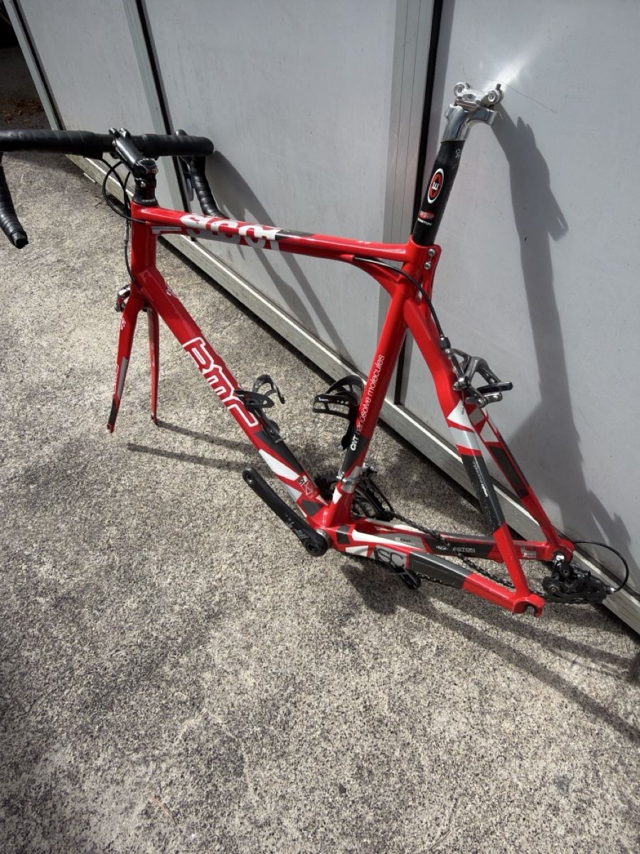 BMC Velos: BMC SLC 01 cadre cassé  – Defekt aus Chavannes de Bogis von yan_cz2h 6