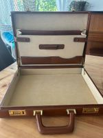 Aktenkoffer Leder braun mit Zahlen Schloss