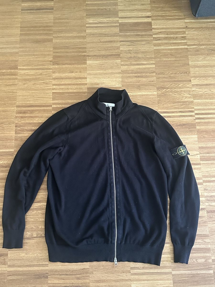 Stone Island Jacken: Stone Island / Cardigan / Strickjacke XL – Gebraucht aus Münchenstein von flo_75l6
