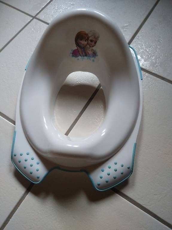WC: WC Aufsatz  – Gebraucht aus Ebnat-Kappel von Schneehas20