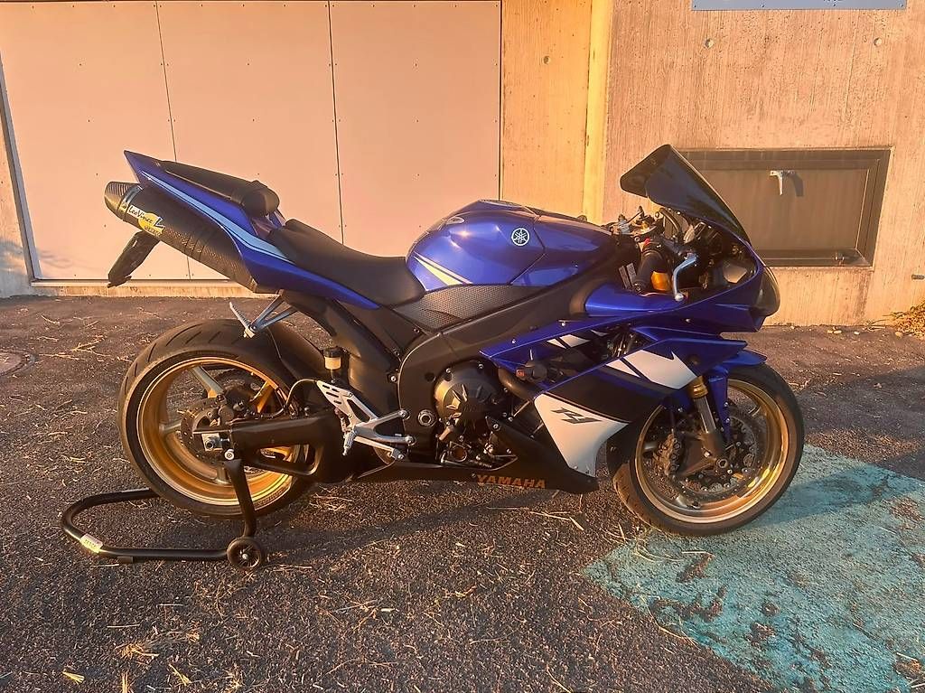 Yamaha Strasse: Yamaha YZF R1, neu ab MFK – Gebraucht aus Unterlunkhofen von Felber 1