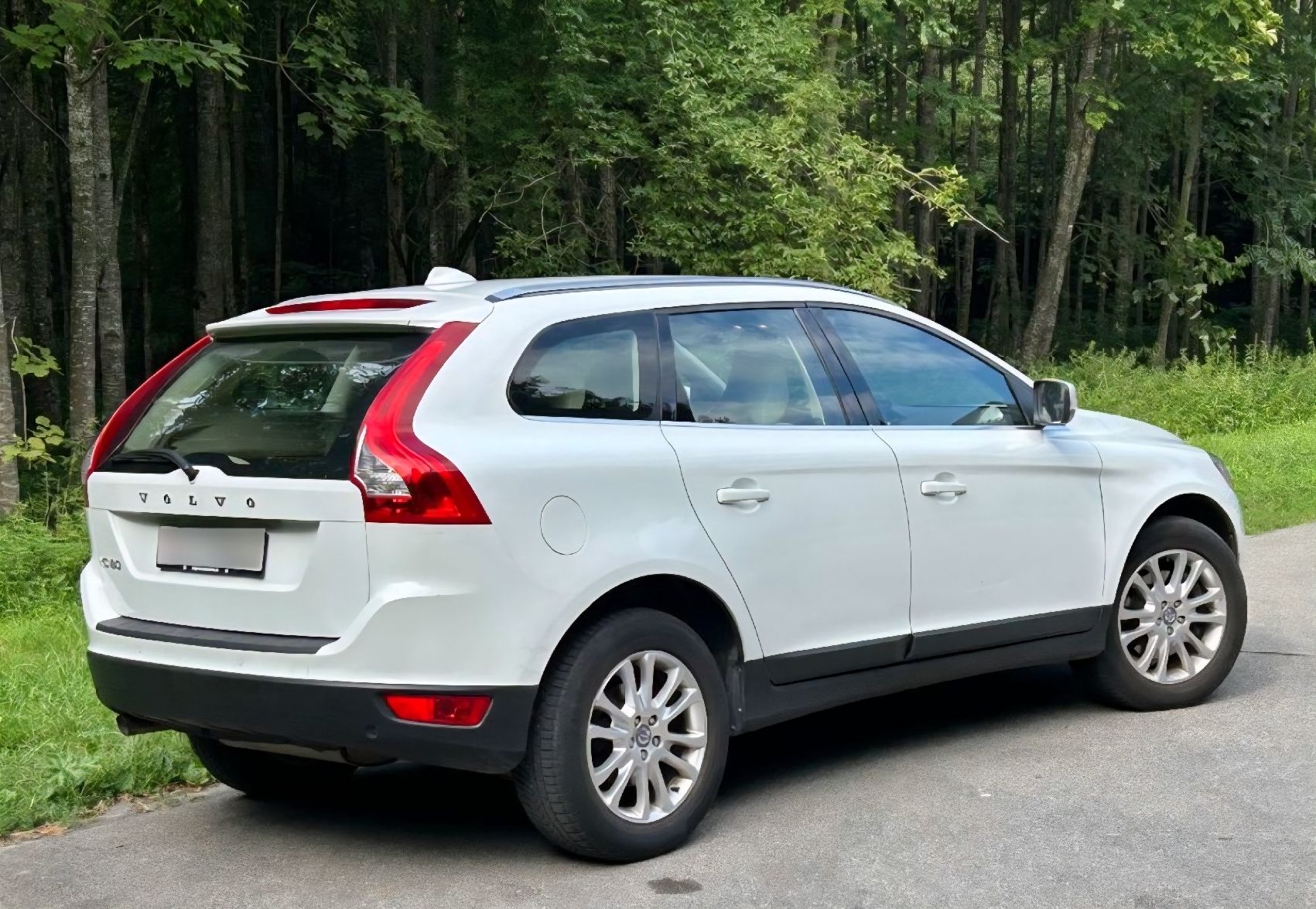 Volvo Automobili: Volvo XC60, 2.4D AWD – Usato da Steinhausen venduto da MilooTan 1