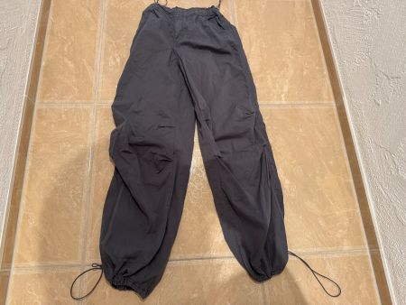 Bershka NWT Hose, 36