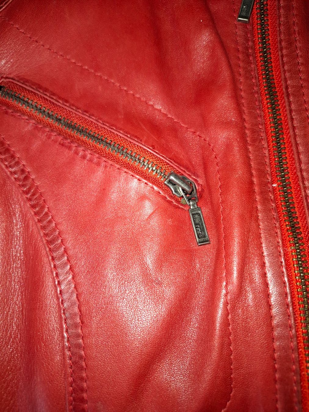 Giacche: Echtleder Jacke Damen Rot Gr. 40 – Usato da Landquart venduto da Clubsucher 4