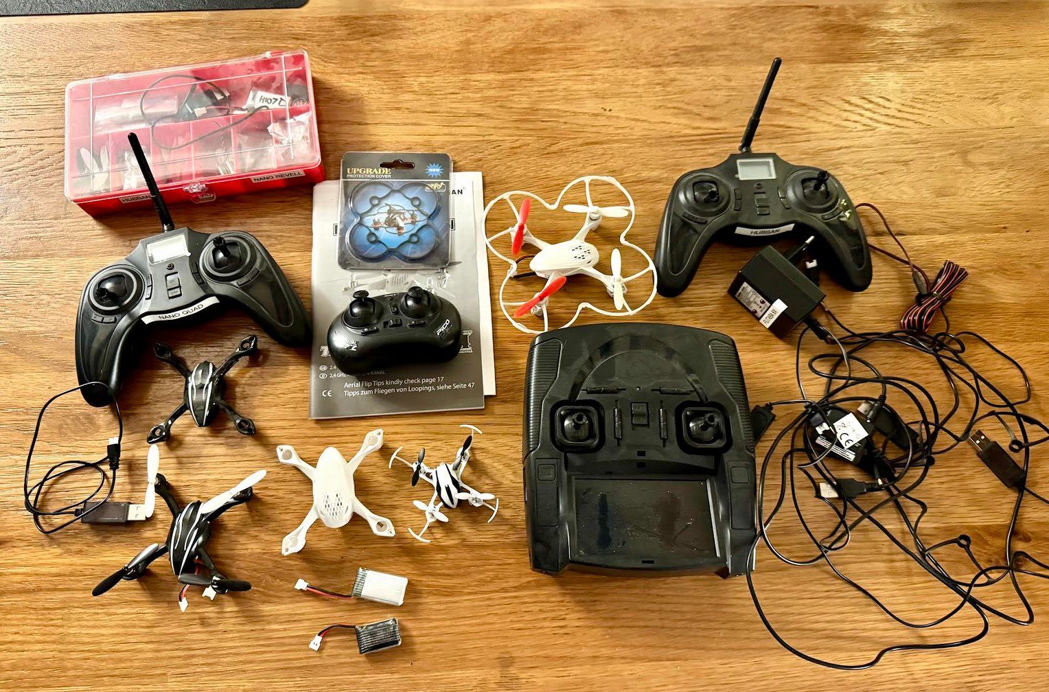 Modellismo RC: lot de drones avec accessoires – Difettoso da Trélex venduto da Arnaudyak