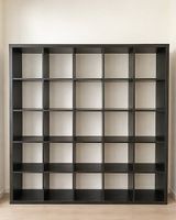 Grosses schwarzes Würfelregal / Raumteiler 5x5  25 Fächer