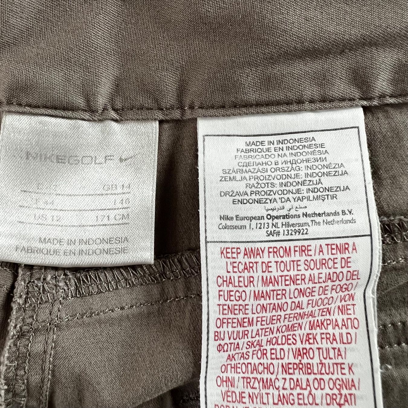 Nike Pantaloni: NIKE GOLF Hose – Usato da Zürich venduto da ClosetQueen 6