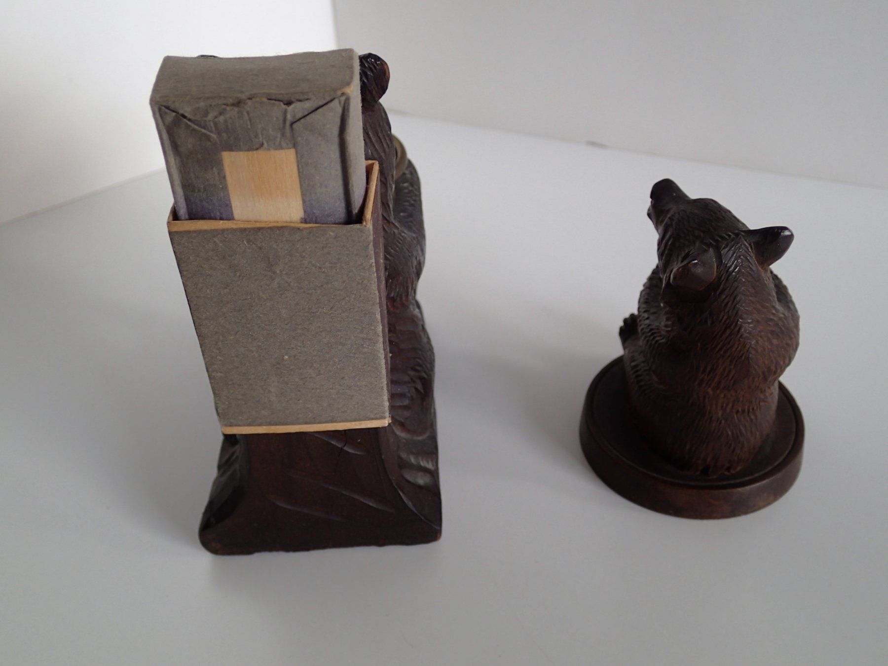 Statuette: 2 Brienzerbären  Höhe 11 cm und 7 cm – Usato da Allschwil venduto da Salus17 2