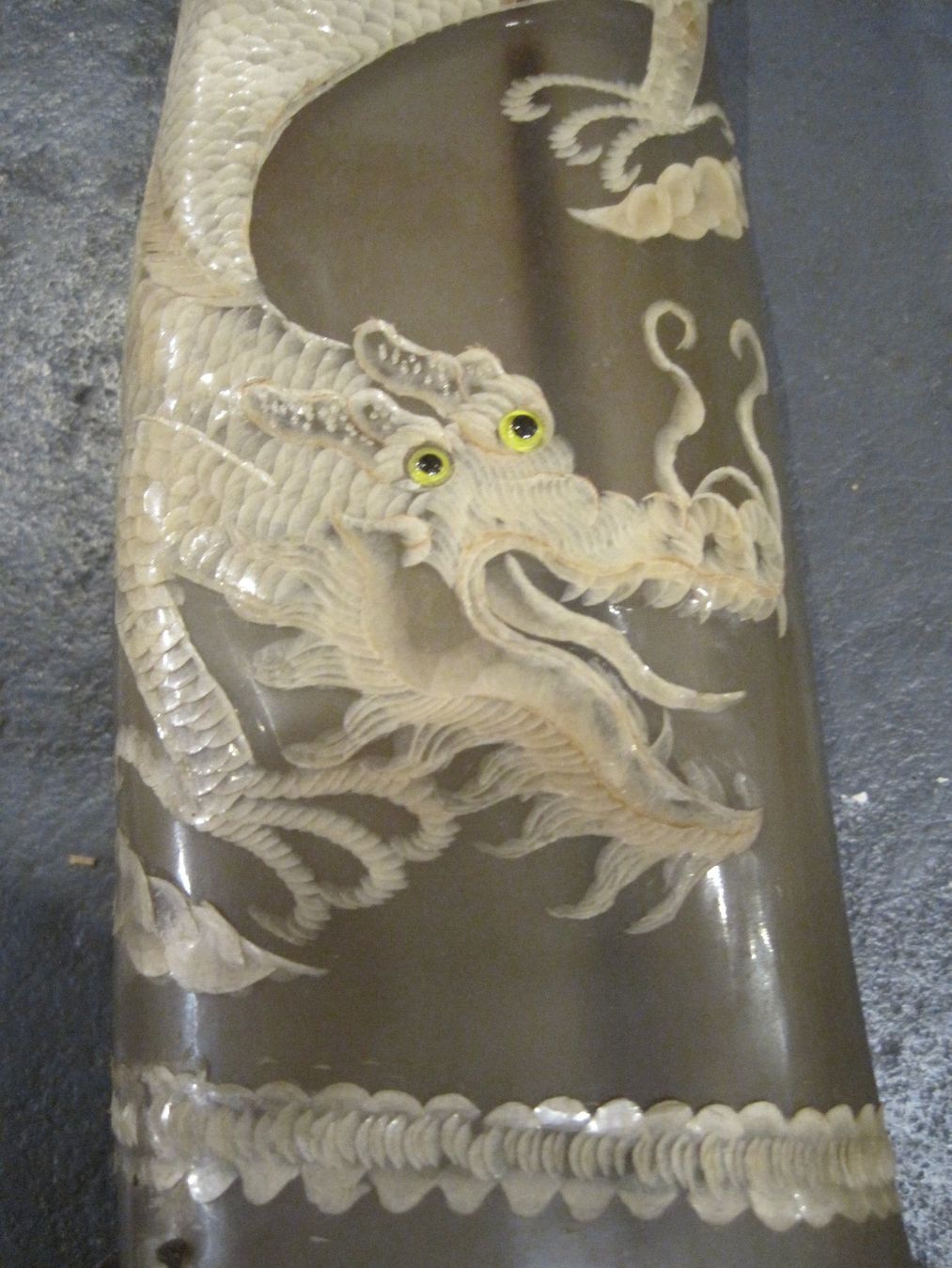 Skulpturen & Statuen: Büffelhörner mit Drachen – Gebraucht aus Bischofszell von Joachim-115