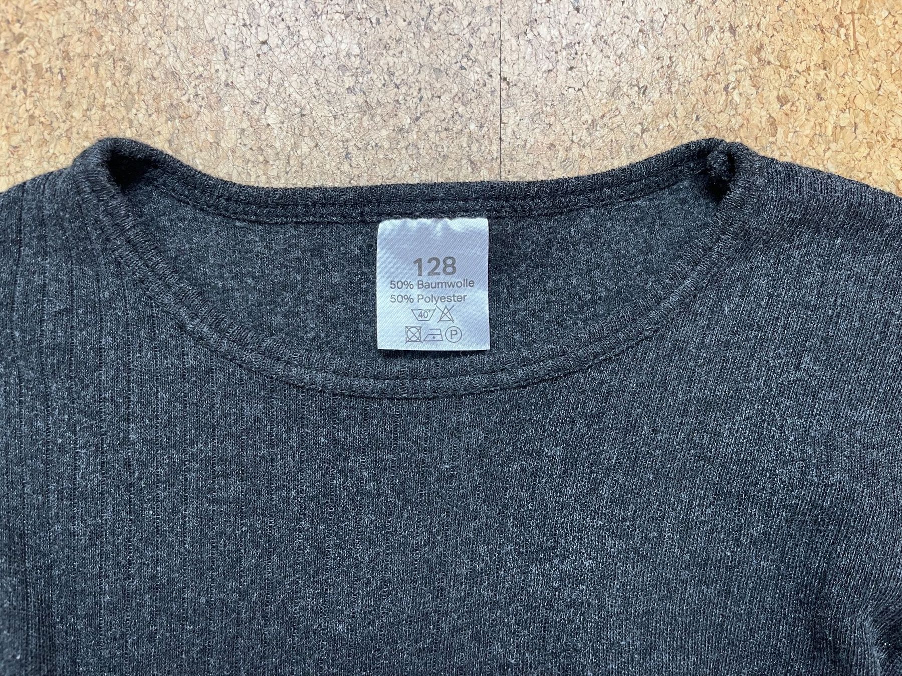 Migros Biancheria intima: Thermoshirt langarm, anthrazit, Gr. 128 – Usato da Grosswangen venduto da Vita500 2