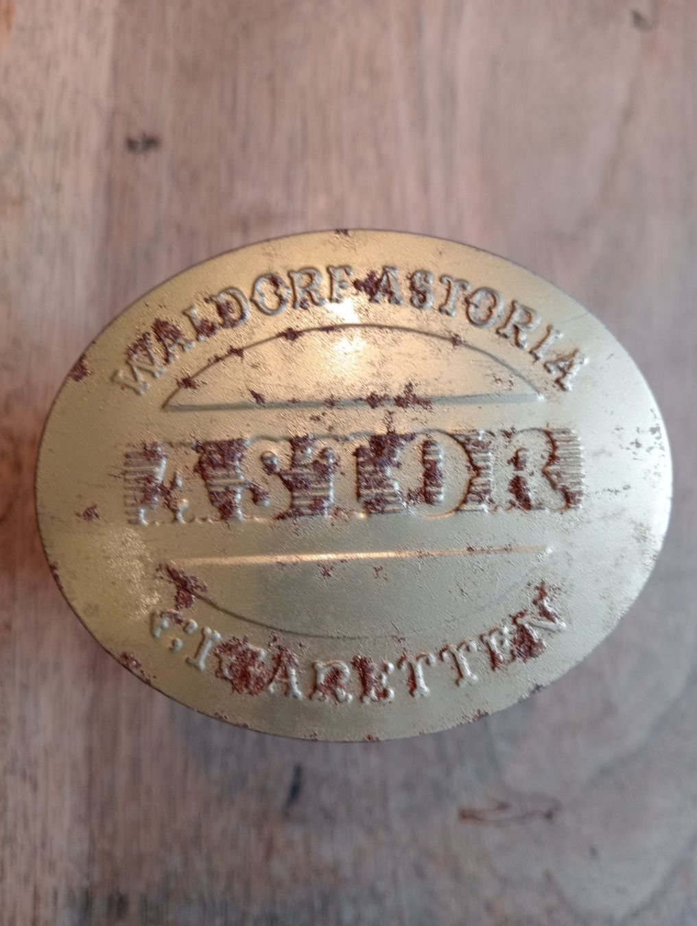 Barattoli: Blechdose Vintage " Waldorf Astoria" – Usato da St.Niklausen LU venduto da Wirdbereitsverwendet 2