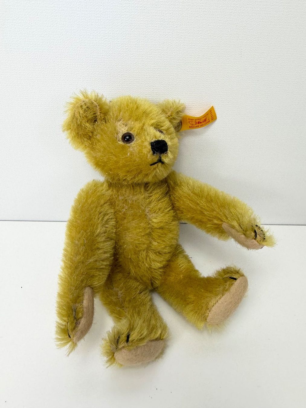 Steiff Spielzeuge: STEIFF Teddybär Petsy (#029424) Höhe 17 cm ca. 1990 – Gebraucht aus Zürich von Arche_Brockenhaus