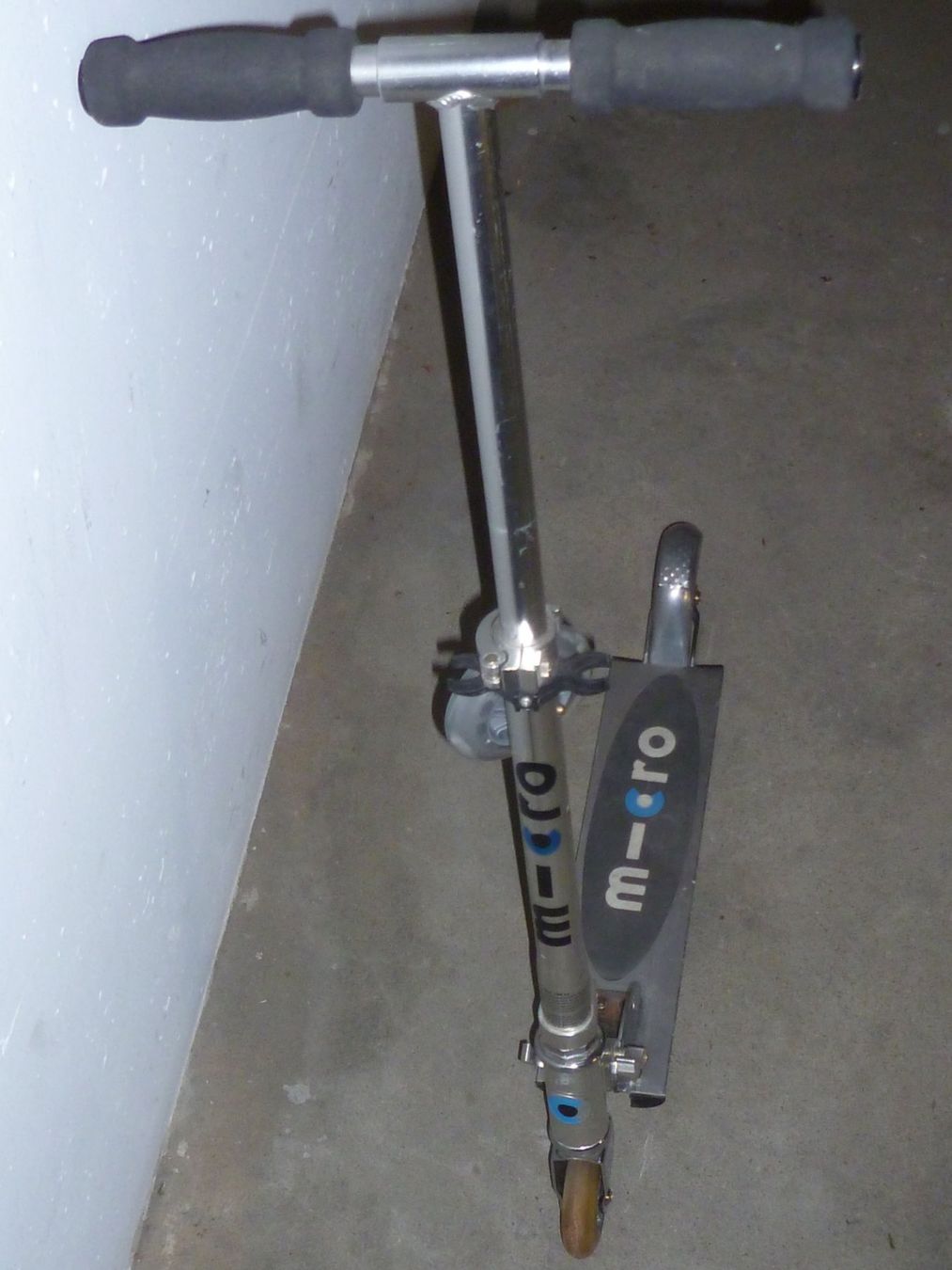 Micro Kickboard: Klassischer Micro Scooter l Trottinette – Usato da Aarau venduto da Rdodger 2