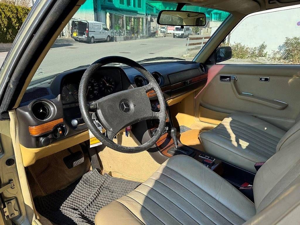 Automobili: Mercedes-Benz C123 Coupé 280 CE – Usato da Langenthal venduto da Goergens10 5
