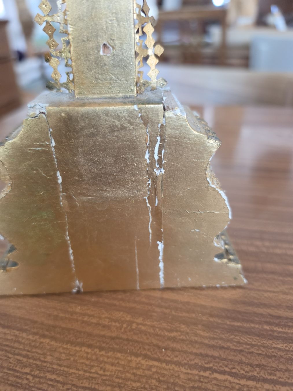 Tutte le decorazioni: Kruzifix mit INRI Schild goldfarbig  – Usato da Mettlen venduto da elios0888 9