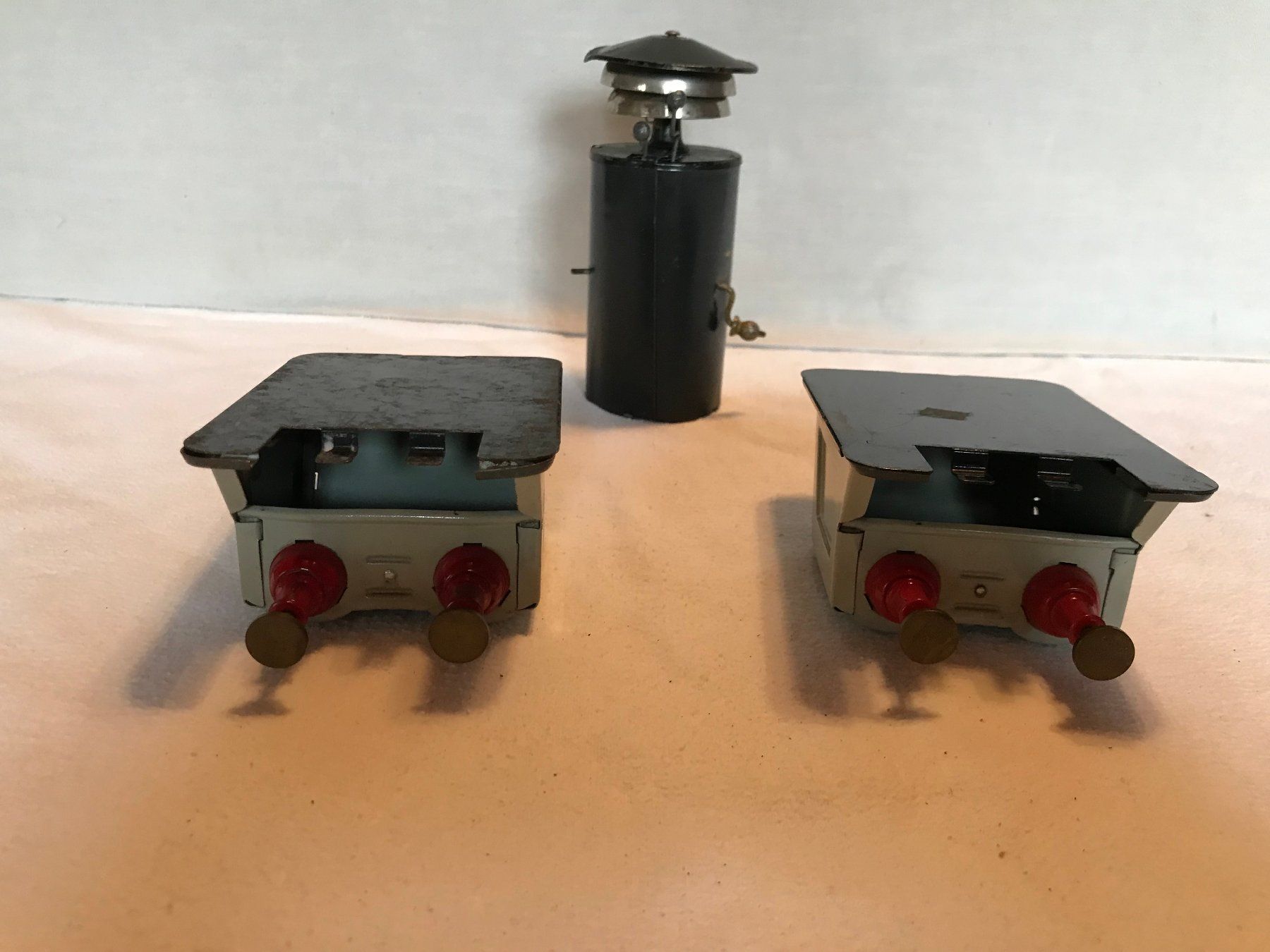 Campanacci mucche: 2 heurtoirs JEP et une cloche – Usato da Ste-Croix venduto da mjmg 1