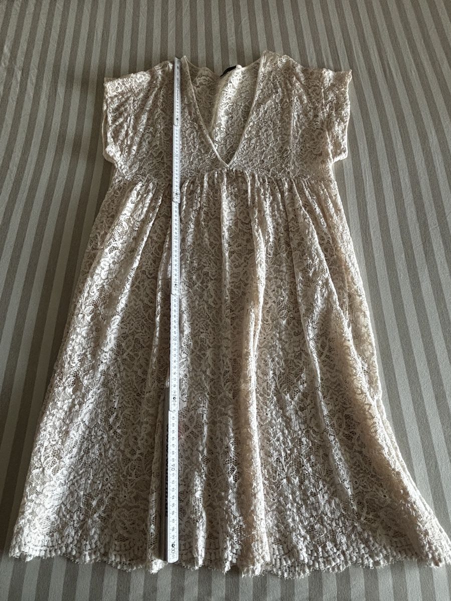 Kleider: Kleid Spitze beige Grösse M – Gebraucht aus Salenstein von Silly...0 6