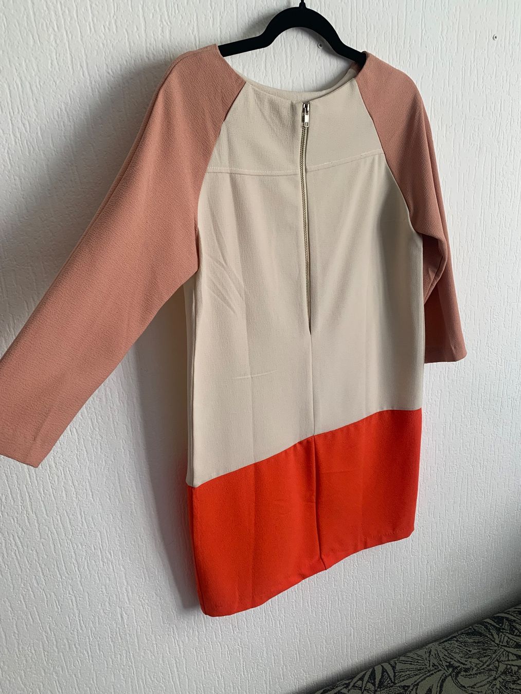 Vestiti: Robe graphique Lily White taille M – Usato da Lausanne venduto da Xiaoxi 2