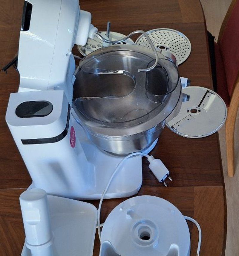 Bosch Elettrodomestici da cucina: Küchenmaschine Bosch – Usato da Oberentfelden venduto da helro77 1