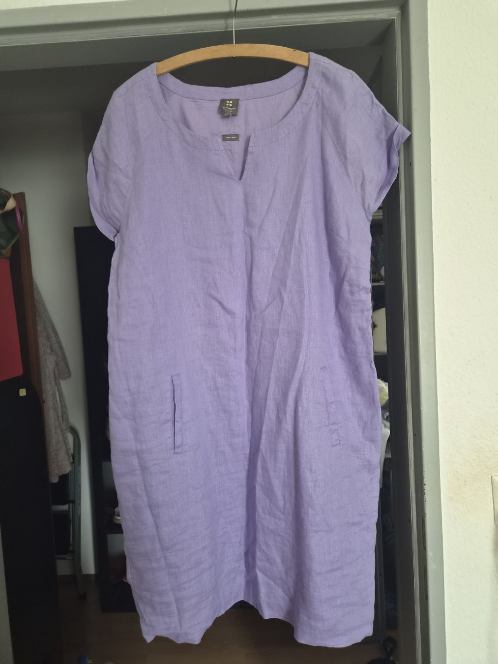 Manor Robes: Manor schönes Leinenkleid  Gr. 46 – D'occasion à Frenkendorf par Moon111