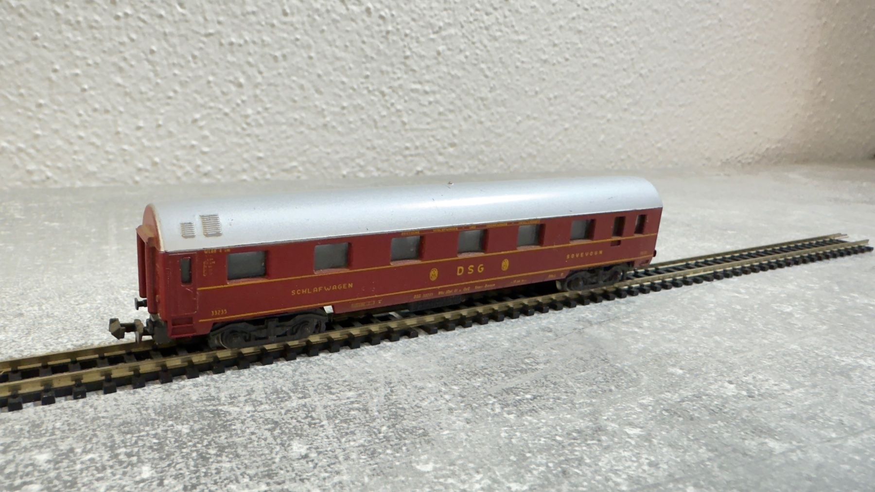 Lima Modellini di ferrovie: Lima DSG Schlafwagen Spur N – Usato da Windlach venduto da Kelebra