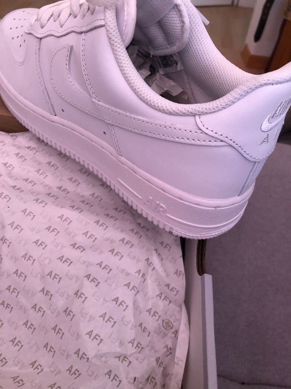Nike Herrenschuhe: Air Force 1 Nike 07 Grösse 42,5 – Neu und originalverpackt aus Safenwil von Johnwick1986 1