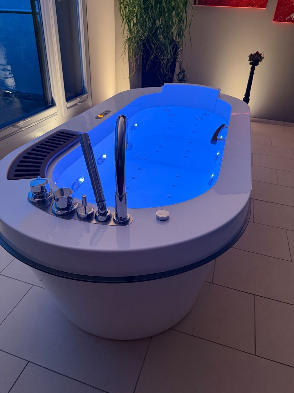 Whirlpool Vasche da bagno: Whirlpool Badewanne – Usato da Brügg BE venduto da Rolf66 3