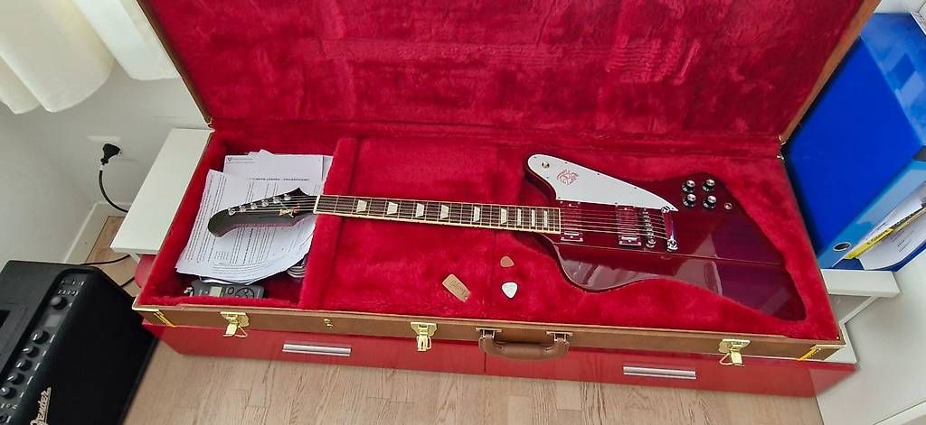 Gibson Musikinstrumente: GIBSON Firebird – Gebraucht aus Winterthur von aag_sy9m