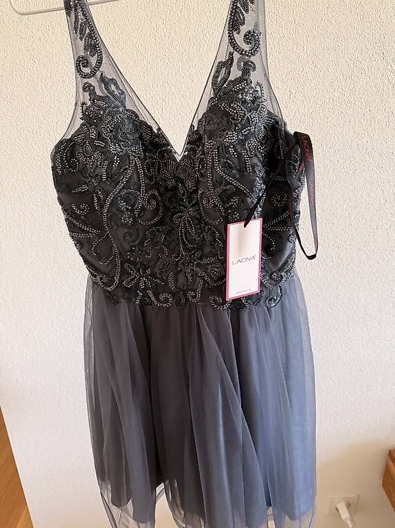 Robes: Abendkleid Neu – D'occasion à Lengwil par alchuina