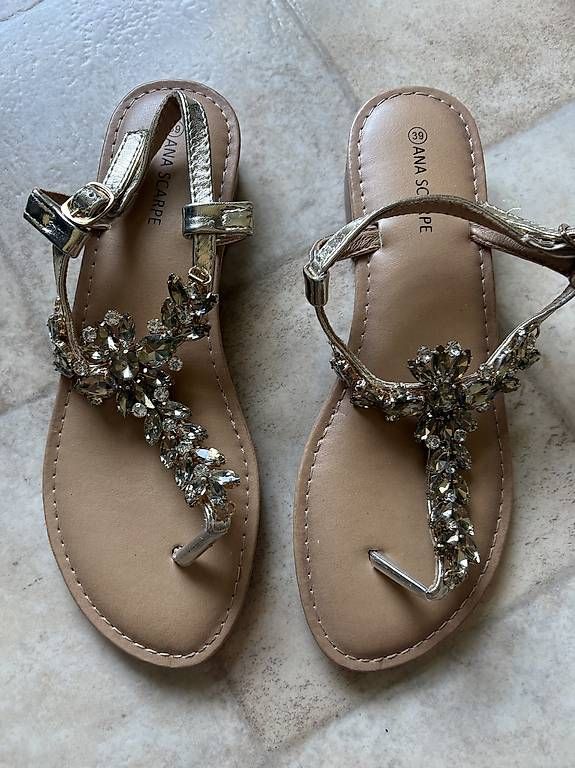 Scarpe da donna: Sandales dorées 39  – Usato da Veyrier venduto da Nath9279