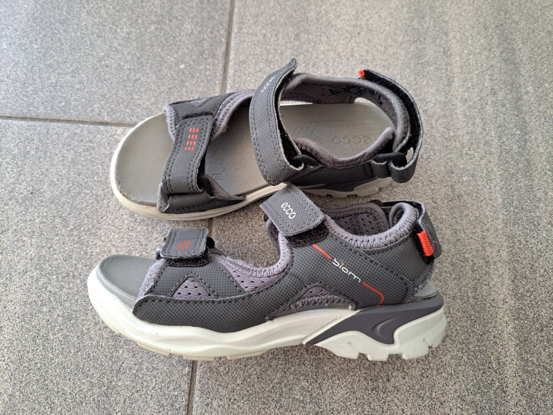 Ecco Scarpe per ragazzi: Ecco Sandale Gr 27 – Usato da Bünzen venduto da nagyagi111mail