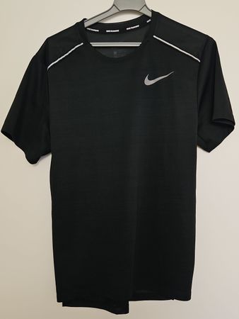 Nike Laufshirt schwarz Grösse S, neu