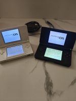 2 Nintendo DS Lite Konsolen weiss schwarz mit Ladekabel