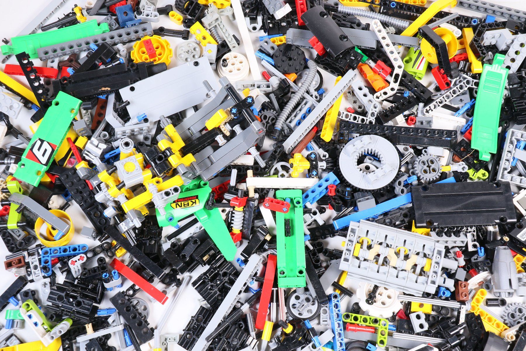 Lego Baukästen: 1.5 kg überwiegend Technikteile – Gebraucht aus Hettlingen von Scholi99 2