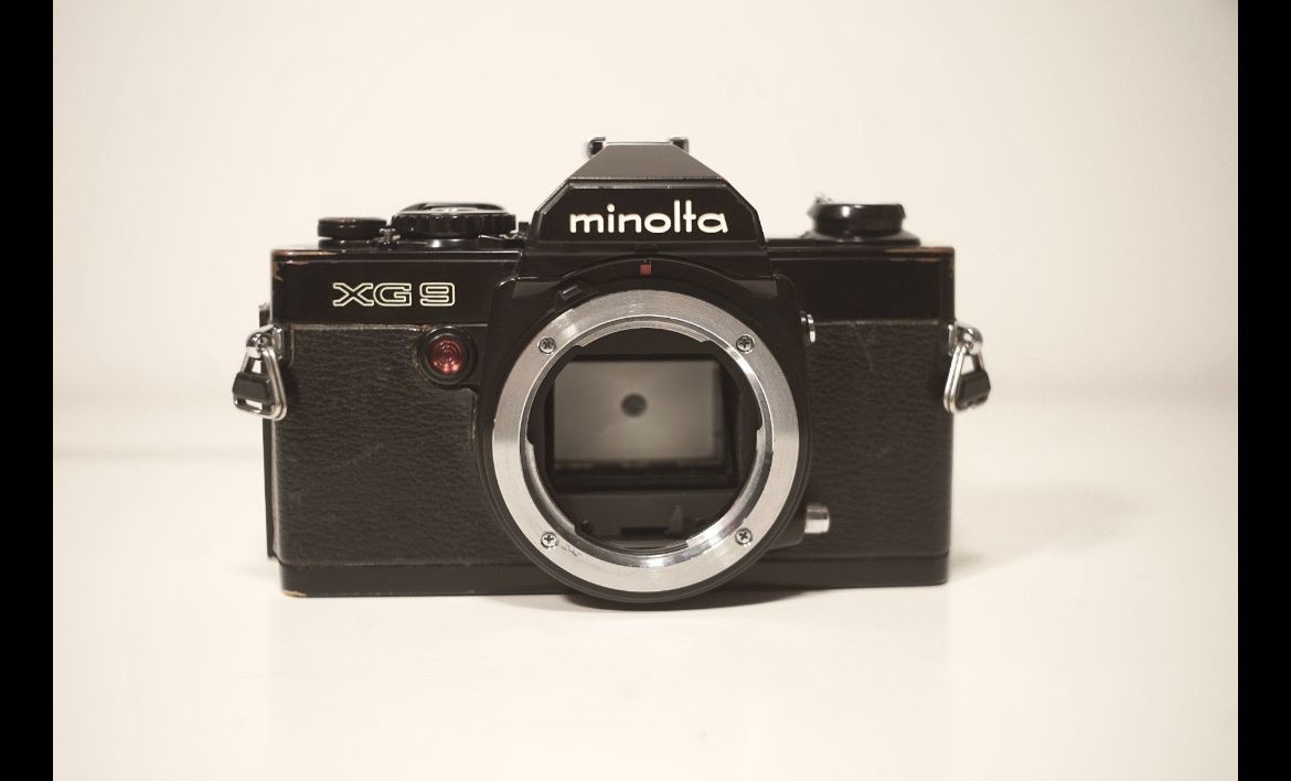 Minolta Fotocamera: Minolta XG-9 argentique – Usato da Boudry venduto da martin8mum 5