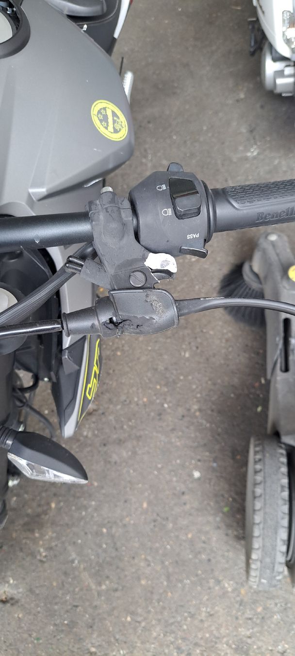 Benelli Strada: Benelli BN 125 E1 – Difettoso da Oberwil b. Büren venduto da Boboboy
