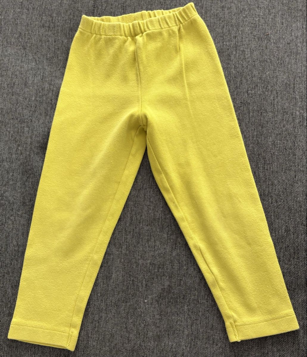 Benetton Hosen: Kinder Hosen gelb Gr. 110 – Gebraucht aus Jegenstorf von Annina0506